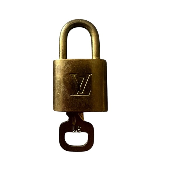 Louis Vuitton Lock and Key, AUTHENTIC! - Picture 1 of 5